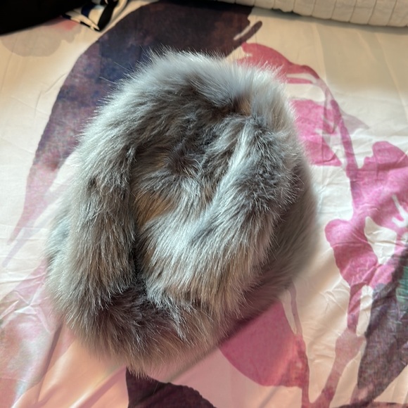 Charming Charlie Gray Faux Fur Hat - Picture 2 of 4